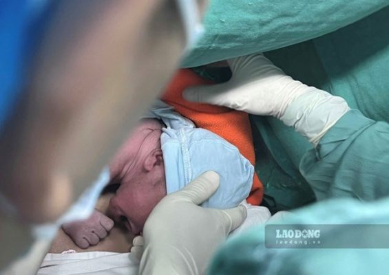 Từ ngày 1.7, Luật Bảo hiểm xã hội 2024 chính thức có hiệu lực, với nhiều quy định mới về chế độ thai sản cho người lao động. Ảnh: Thùy Linh