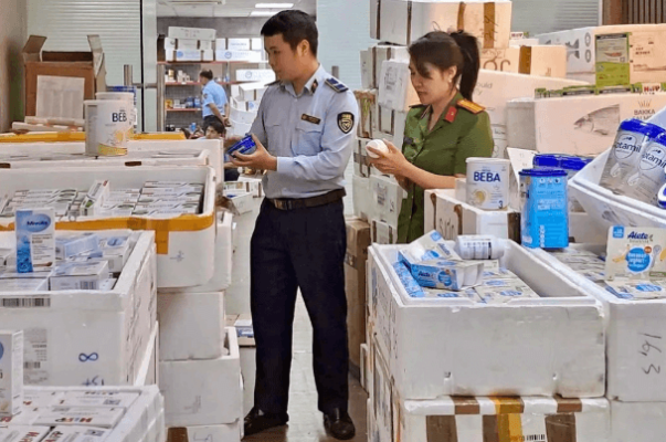 Nhằm đánh lạc hướng sự chú ý cơ quan chức năng, đối tượng đã chọn những căn nhà nằm ở ngoại thành, xa trung tâm để hoạt động tàng trữ hàng lậu (Ảnh: Dms).