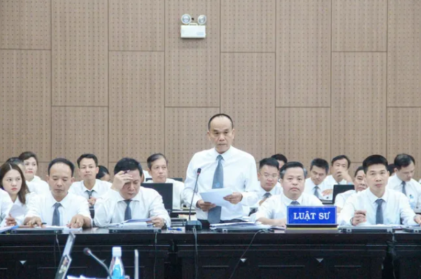 Luật sư Bùi Đình Ứng, bào chữa cho bị cáo Nguyễn Văn Hậu.